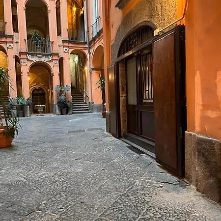 Mini-flat Toledo * Napoli