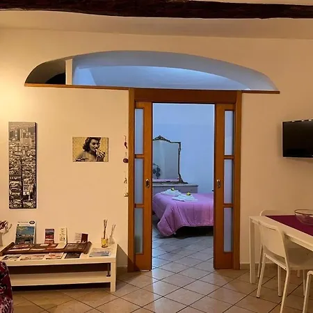 Mini-flat Toledo Апартаменты Неаполь