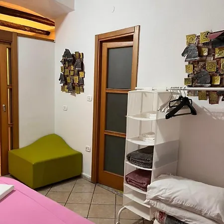 Mini-flat Toledo דירה *