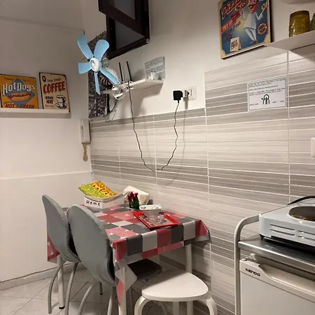 Mini-flat Toledo アパート ナポリ