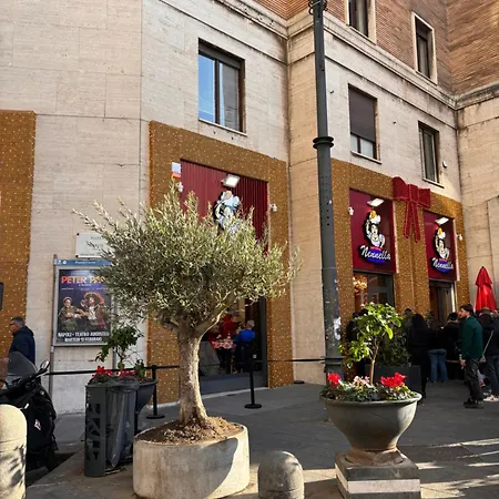 Mini-flat Toledo アパート *