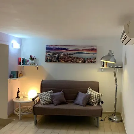 Mini-flat Toledo Апартаменты Неаполь