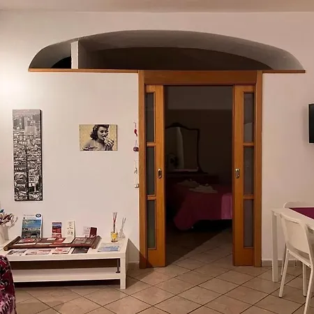 Апартаменты Mini-flat Toledo Неаполь