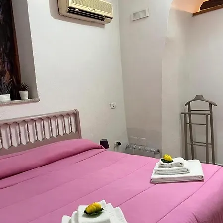 Апартаменты Mini-flat Toledo Неаполь